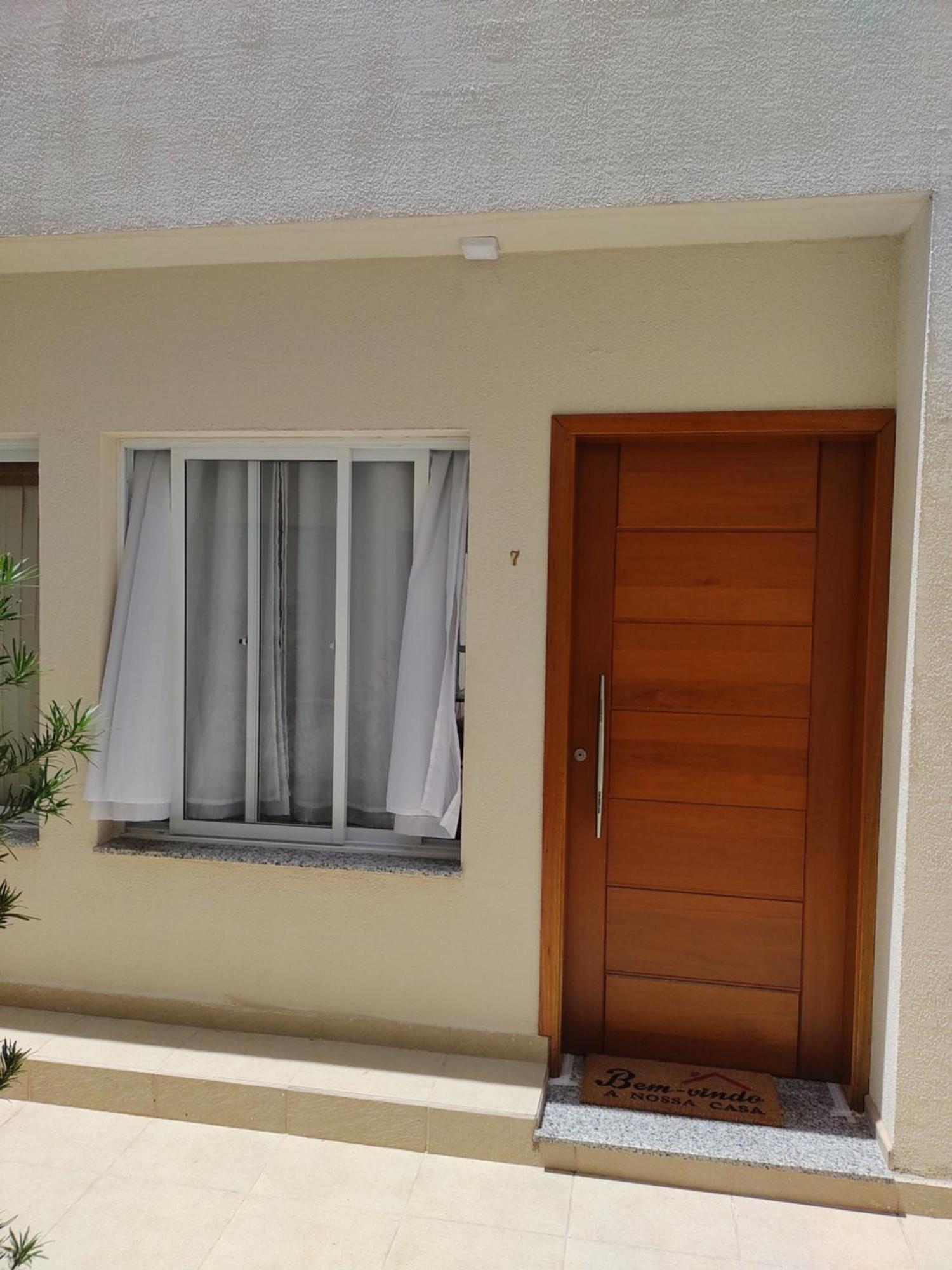 Casa Sete Enseada Ar Cond Suite E Estacionamento Gratis E Uma Otima Localizacao Na Enseada Γκουαρούχα Εξωτερικό φωτογραφία